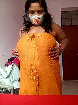 CUTE-LOVE-SWEETS online show from January 17, 2026, 4:49 am