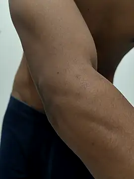 Zinexraj online show from November 23, 2025, 7:29 am