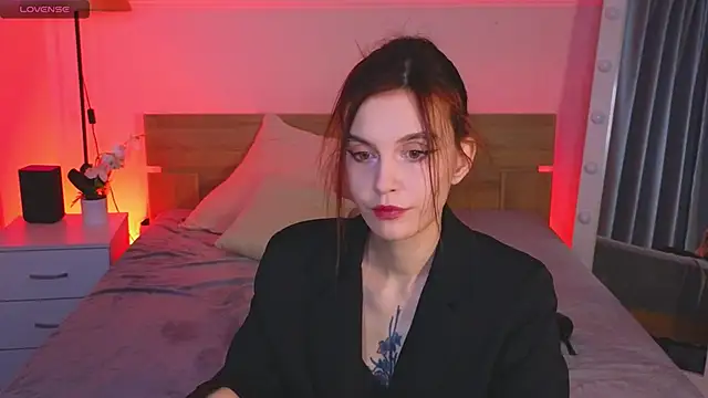 Snapshot of MissSusan chatting on November 21, 2025, 10:03 am MissSusan online show from November 21, 2025, 10:03 am