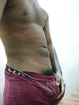 Snapshot of BhonduBaby chatting on November 20, 2025, 7:03 pm BhonduBaby online show from November 20, 2025, 7:03 pm