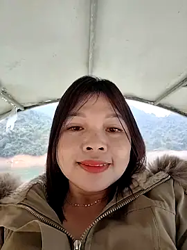 Snapshot of Cover-baa chatting on February 17, 2026, 3:37 am Cover-baa online show from February 17, 2026, 3:37 am