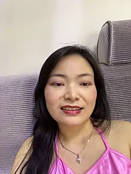 Snapshot of water-h chatting on December 17, 2025, 12:54 pm water-h online show from December 17, 2025, 12:54 pm