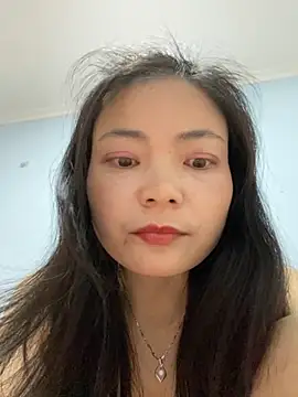 Snapshot of water-h chatting on November 30, 2025, 3:35 pm water-h online show from November 30, 2025, 3:35 pm