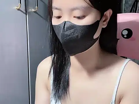 Hellen2999 online show from December 19, 2025, 3:14 pm