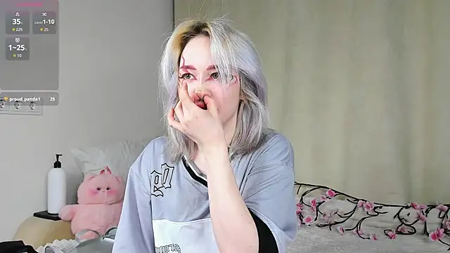 Snapshot of RanaKaduk chatting on January 17, 2026, 5:11 am RanaKaduk online show from January 17, 2026, 5:11 am