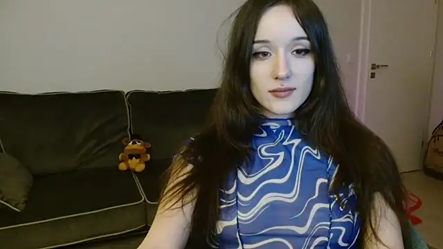 Tinybutt5368 online show from February 14, 2026, 8:20 pm