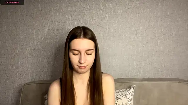 CindaWinn online show from February 15, 2026, 3:22 pm