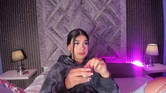 Snapshot of ShirleyJones_ chatting on November 30, 2025, 12:39 pm ShirleyJones online show from November 30, 2025, 12:39 pm