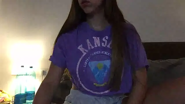 Snapshot of Martimartinaxx chatting on July 12, 2026, 8:20 pm Martimartinaxx online show from July 12, 2026, 8:20 pm