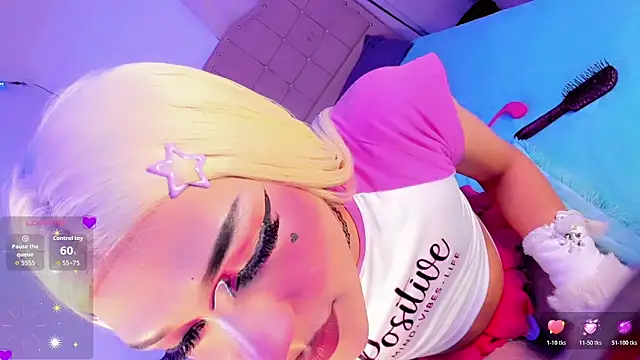 Shiaki 04 online show from February 12, 2026, 10:53 pm