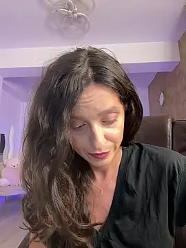 AnnaHarperX online show from September 10, 2025, 5:34 pm