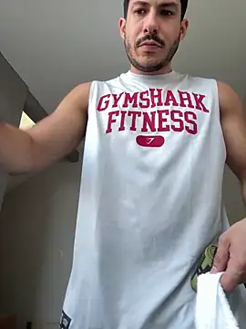 Snapshot of DARG_17 chatting on December 22, 2025, 9:37 pm DARG 17 online show from December 22, 2025, 9:37 pm