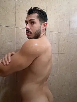 Snapshot of DARG_17 chatting on November 28, 2025, 10:21 pm DARG 17 online show from November 28, 2025, 10:21 pm