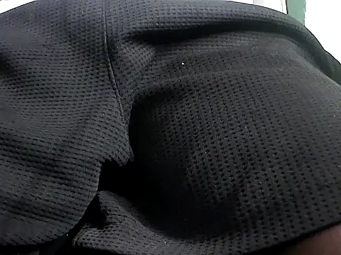 Snapshot of localboybbsr chatting on November 23, 2025, 5:23 pm localboybbsr online show from November 23, 2025, 5:23 pm