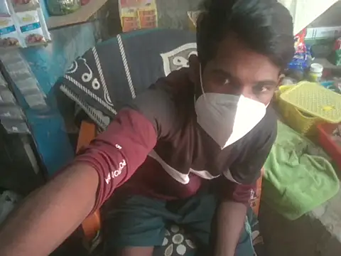 Snapshot of localboybbsr chatting on November 19, 2025, 5:29 am localboybbsr online show from November 19, 2025, 5:29 am