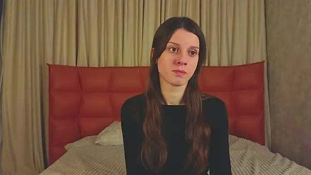 Snapshot of VelvetNyxen chatting on December 4, 2025, 2:16 pm VelvetNyxen online show from December 4, 2025, 2:16 pm