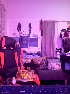 LaReineCleo online show from January 6, 2026, 8:07 am