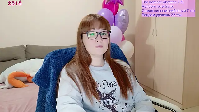 Snapshot of Foxy-lady chatting on June 2, 2026, 7:58 pm Foxy-lady online show from June 2, 2026, 7:58 pm