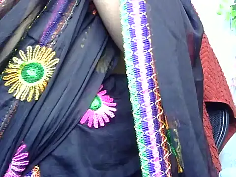 Snapshot of kashvi- chatting on December 21, 2025, 4:25 am kashvi- online show from December 21, 2025, 4:25 am