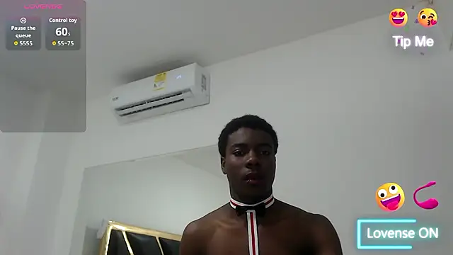 Snapshot of NoahJhonson69 chatting on January 31, 2026, 7:34 pm NoahJhonson69 online show from January 31, 2026, 7:34 pm