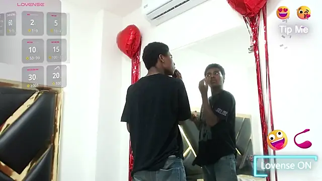 Snapshot of NoahJhonson69 chatting on February 26, 2026, 12:05 pm NoahJhonson69 online show from February 26, 2026, 12:05 pm