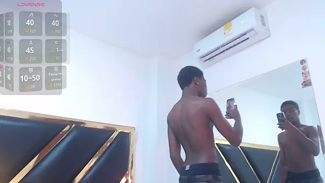 NoahJhonson69 online show from January 9, 2026, 2:35 pm