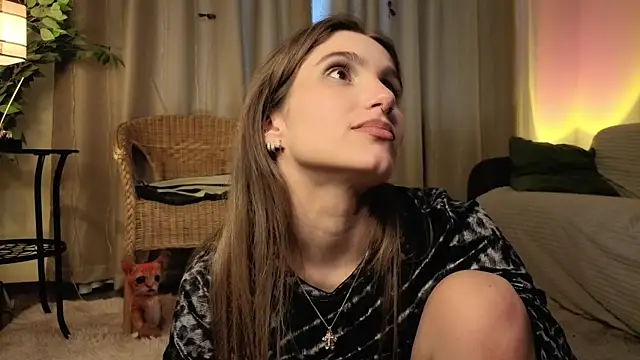 Snapshot of RozanneJordan chatting on May 27, 2026, 1:57 am RozanneJordan online show from May 27, 2026, 1:57 am