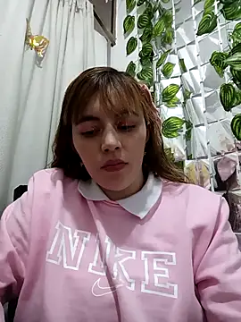 Juanita-30 online show from November 25, 2025, 7:47 pm