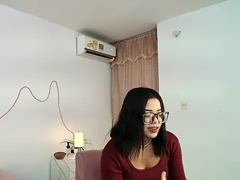 Luna lexy04 online show from April 11, 2026, 6:43 am