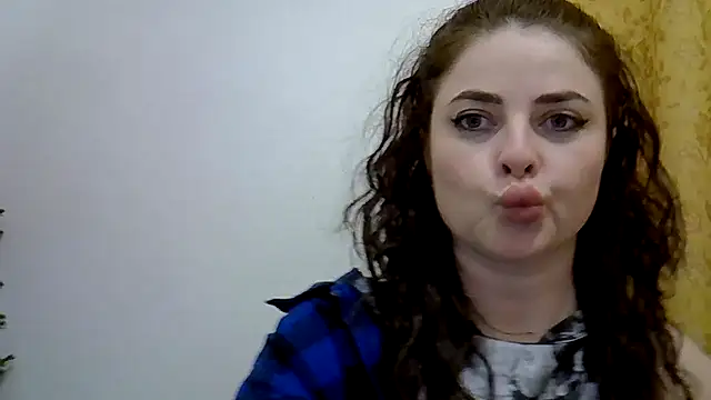 Snapshot of Darkroseq chatting on November 29, 2025, 7:36 pm Darkroseq online show from November 29, 2025, 7:36 pm