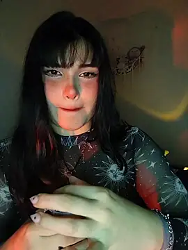 Bloodsweet online show from December 15, 2025, 4:51 am