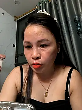 dis princess online show from December 2, 2025, 11:01 am