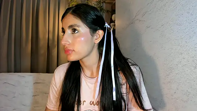 Snapshot of IsabelaStefano chatting on July 17, 2026, 3:26 am IsabelaStefano online show from July 17, 2026, 3:26 am