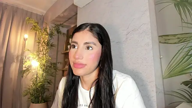Snapshot of IsabelaStefano chatting on July 19, 2026, 3:59 am IsabelaStefano online show from July 19, 2026, 3:59 am