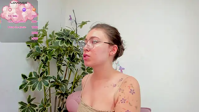 MarieTaylor  online show from April 10, 2026, 6:26 pm