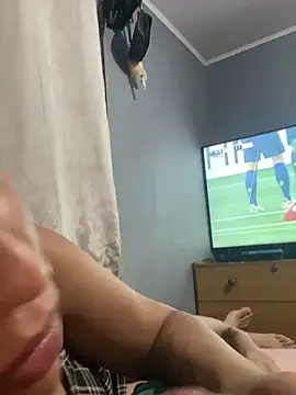 loveyoukats25 online show from December 3, 2025, 12:55 am