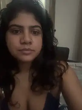 TiaBella  online show from February 23, 2026, 9:48 pm