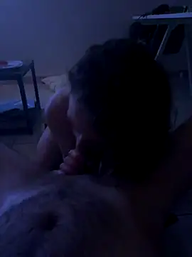 ellafr13 online show from November 28, 2025, 4:01 am