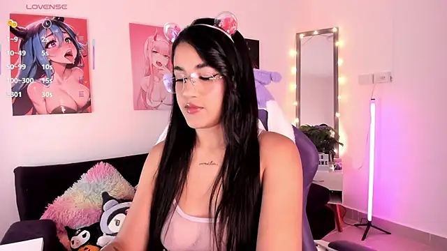 Snapshot of Ivycortes chatting on November 22, 2025, 9:02 pm Ivycortes online show from November 22, 2025, 9:02 pm