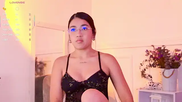 Snapshot of Ivycortes chatting on November 27, 2025, 5:35 pm Ivycortes online show from November 27, 2025, 5:35 pm