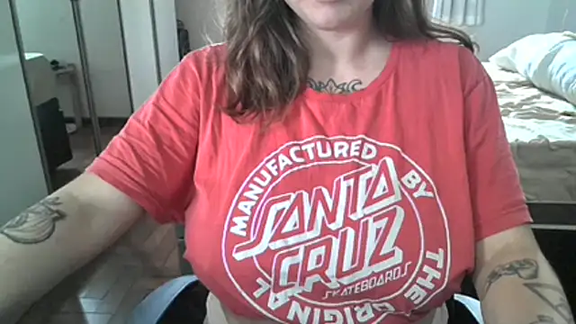 xxxluana online show from February 24, 2026, 2:18 pm