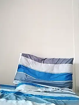 Snapshot of ariel2007gr chatting on December 1, 2025, 7:48 pm ariel2007gr online show from December 1, 2025, 7:48 pm