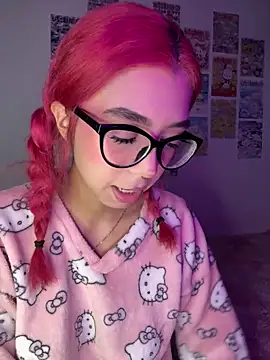 Snapshot of Valen-Foxx1 chatting on February 26, 2026, 6:35 am Valen-Foxx1 online show from February 26, 2026, 6:35 am