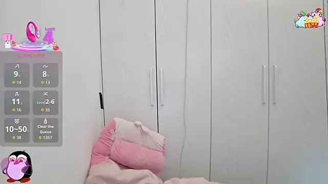 Snapshot of XIAOFENG-2025 chatting on December 2, 2025, 6:37 am XIAOFENG-2025 online show from December 2, 2025, 6:37 am