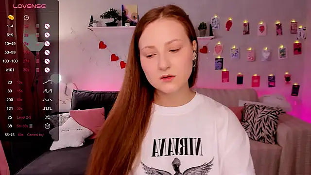 velvet cherry  online show from January 15, 2026, 8:18 am