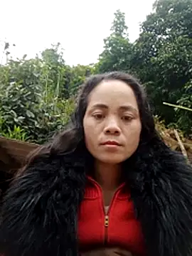 bela-hayes online show from December 14, 2025, 8:09 am