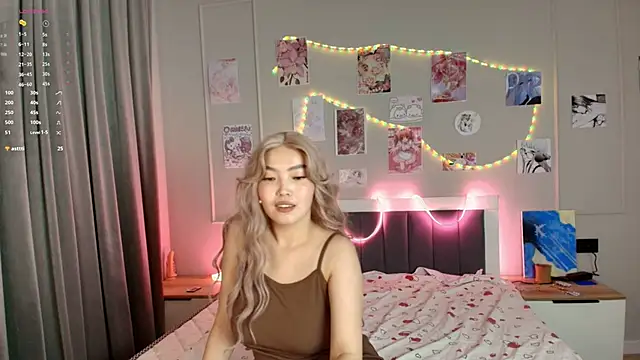 Snapshot of junamiin chatting on December 1, 2025, 7:04 pm junamiin online show from December 1, 2025, 7:04 pm