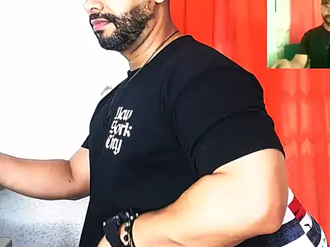 musclehetero online show from May 28, 2026, 4:57 pm