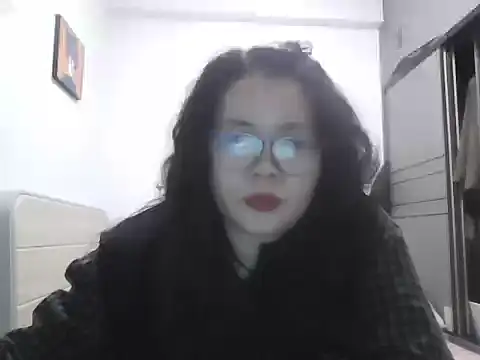 Snapshot of Huahua3187 chatting on November 27, 2025, 11:10 am Huahua3187 online show from November 27, 2025, 11:10 am