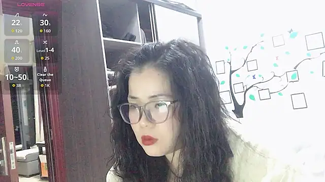 Snapshot of Huahua3187 chatting on November 29, 2025, 11:54 am Huahua3187 online show from November 29, 2025, 11:54 am